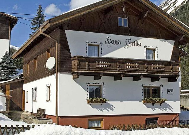 Haus-im-Winter.jpg