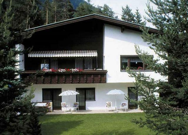 Haus-Huber-Sommer.jpg