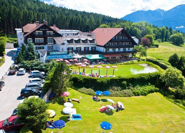 Der-Gruberhof-im-Sommer.jpg