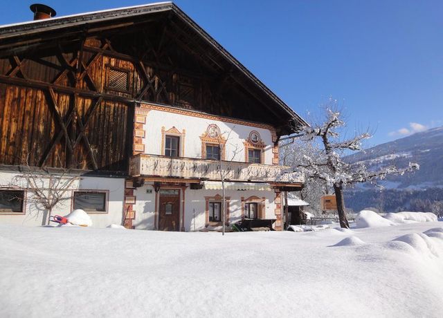 Bauernhaus-Winter.jpg
