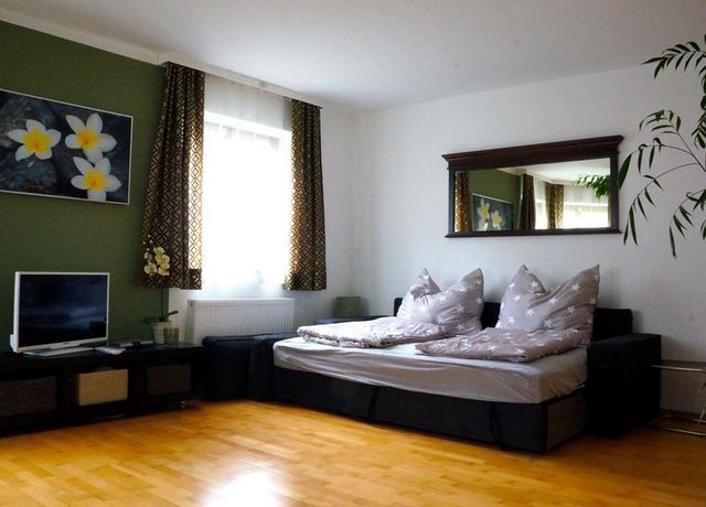 July-Wohnzimmer.jpg