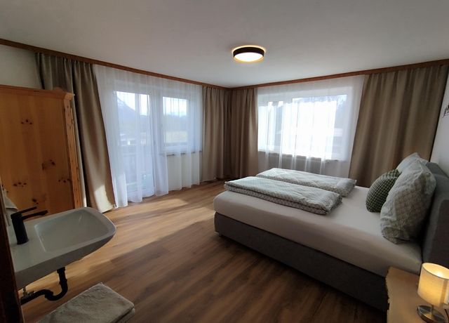 Schlafzimmer.jpg