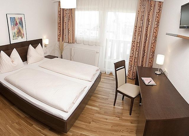 Hotel-Kleissl-Appart-Schlafzimmer.jpg