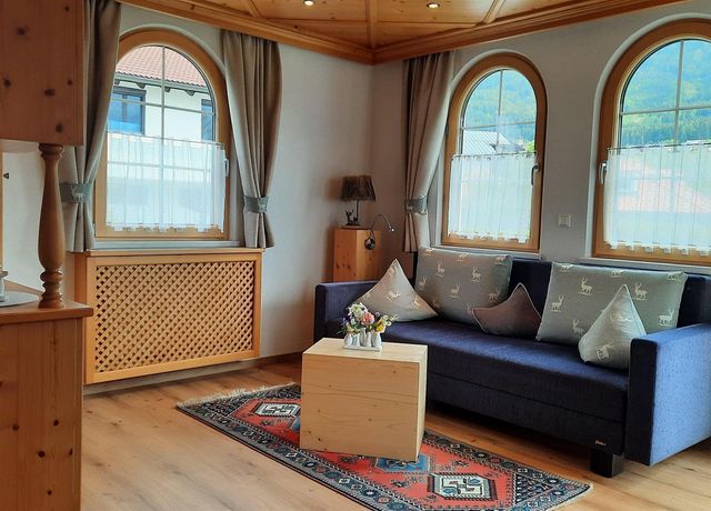 Wohnzimmer-App-B.jpg