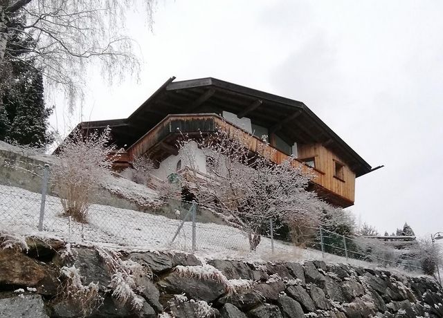 FEWO-Erika-Winteransicht.jpg