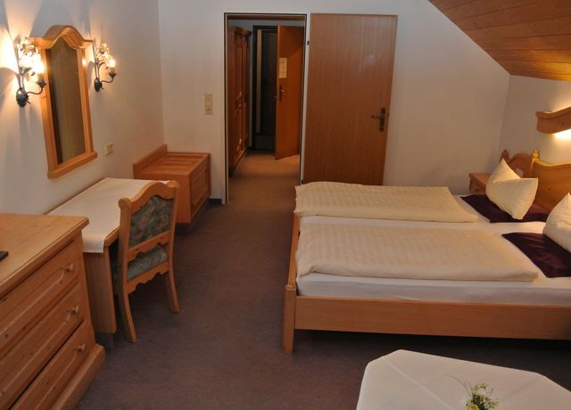 Doppelzimmer-im-Gruberhof-Musterbild.jpg
