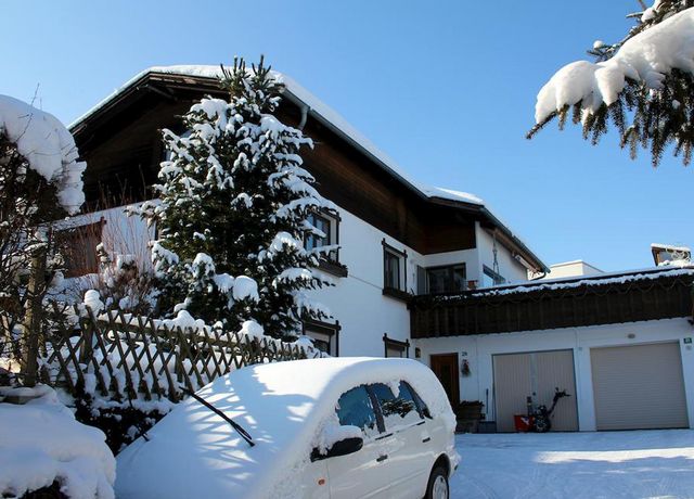 Haus-Kinspergher-Winter.jpg