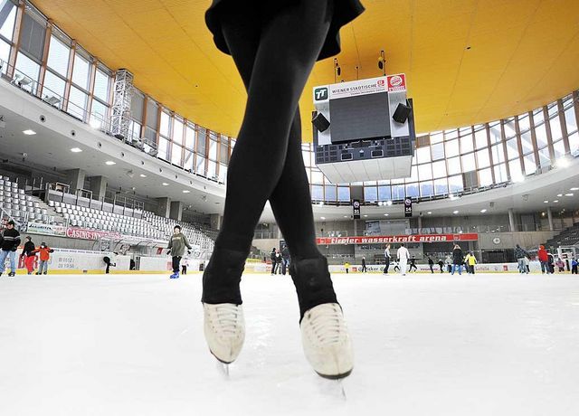 Olympiaworld-Eiskunstlauf.jpg