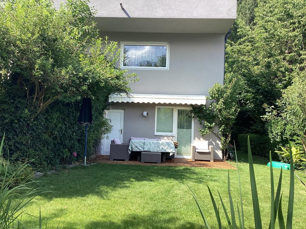 garden apartment