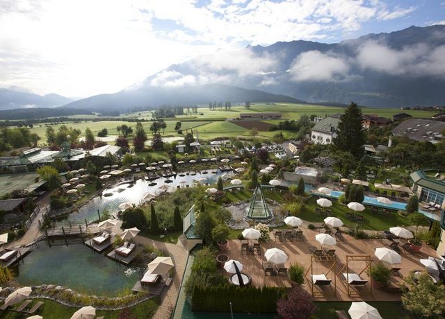 Sommer-Aussenpanorama-Alpenresort-Schwarz.jpg