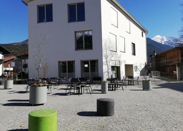 s10er-Kaffeehaus-Sonnenterrasse.jpg