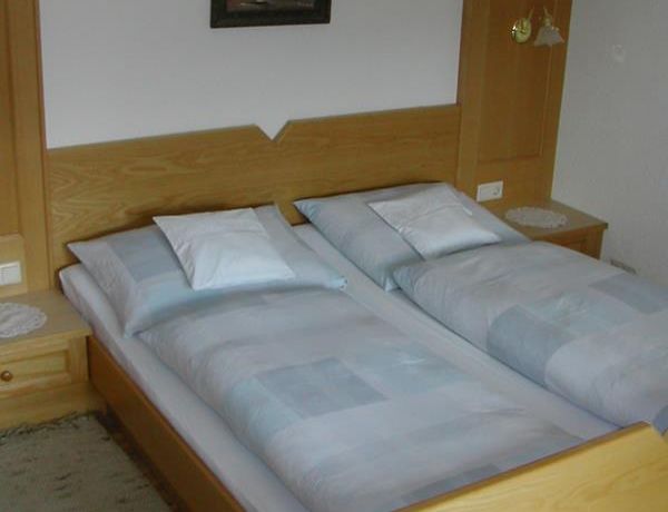 Schlafzimmer-kleine-Fewo.jpg