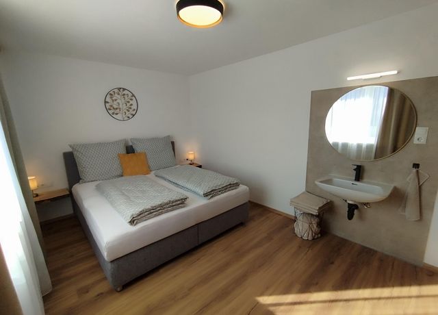Schlafzimmer-2.jpg
