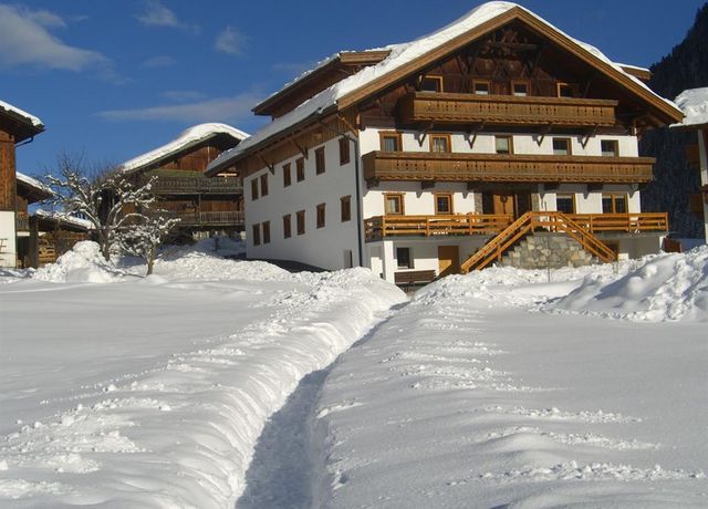 Bauernhof-Winter.jpg