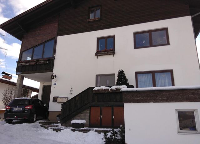 Haus-Winter.jpg