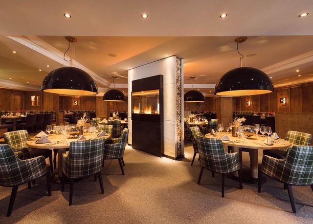 Mooshaus-Restaurant-2.jpg