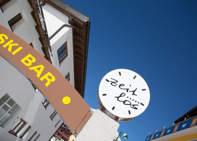zeitlos.jpg