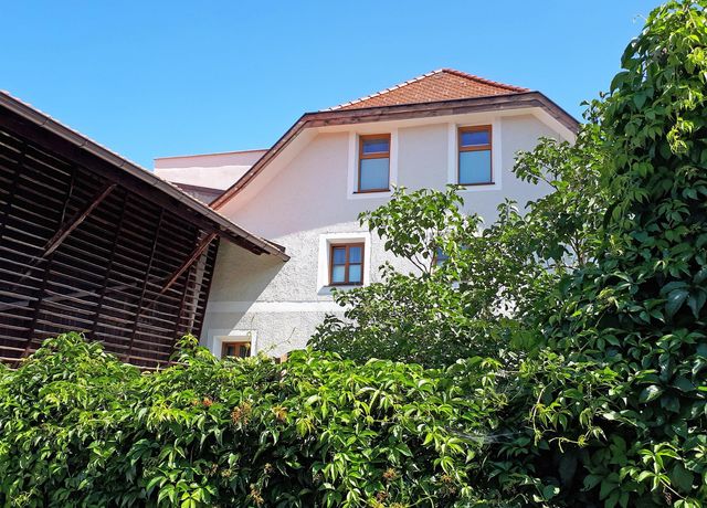 Sommer-mit-Garten.jpg