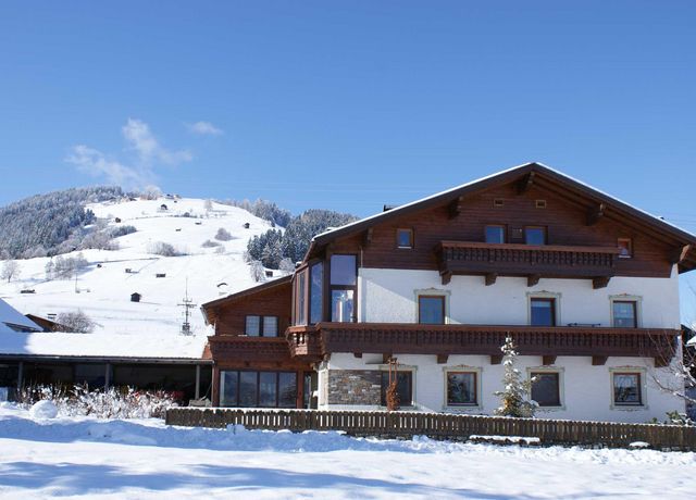 Gaestehaus-Heis-Winter.jpg