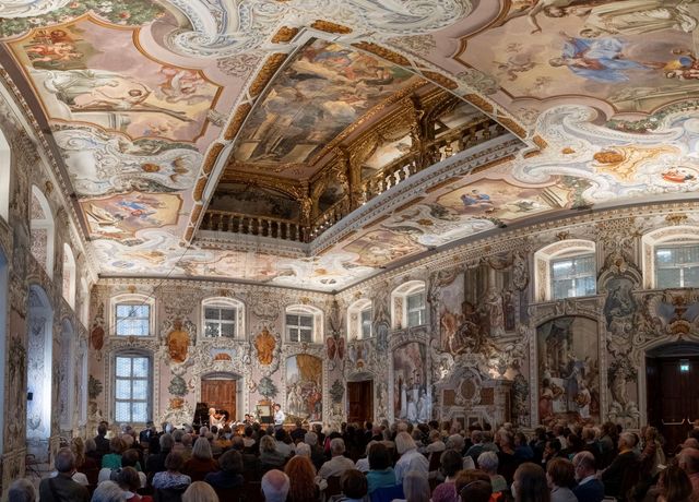 Obertoene-Saal.jpg