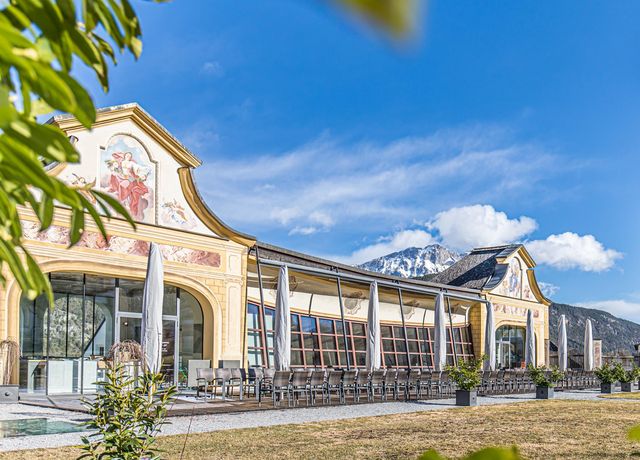 Orangerie-Stift-Stams.jpg