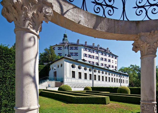 Schloss-Ambras.jpg