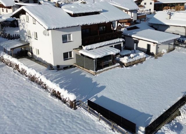 Haus-Winter.jpg