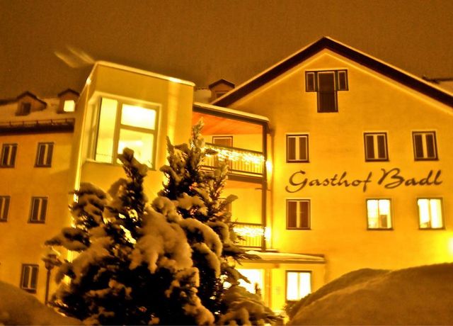 Hausansicht-Winter.jpeg