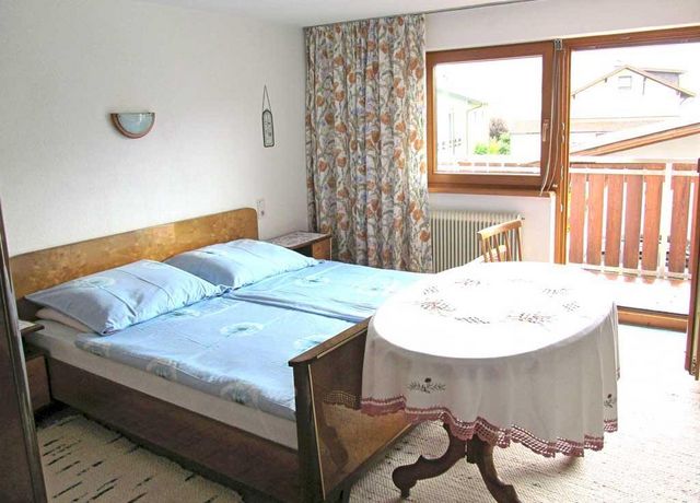 Schlafzimmer-2.jpg
