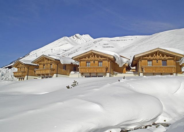 Alpenchalet-Obholzer-Winter.jpg