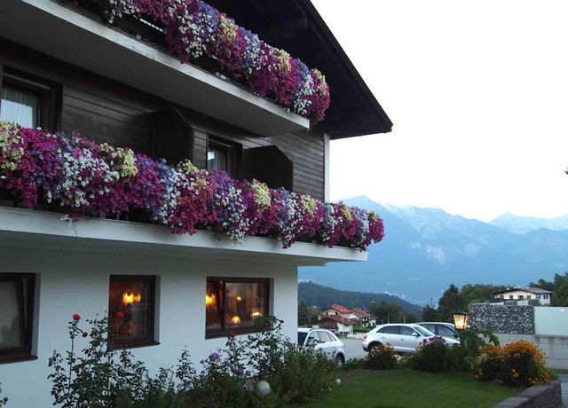 Hotel-Sonnhof-Sommer.jpg