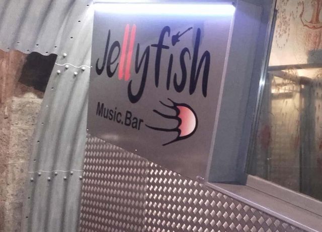 Jellyfish-01.jpg