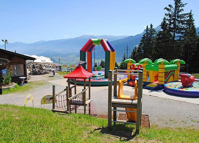 Familienparadiesspielplatz-Stiglreith.jpg