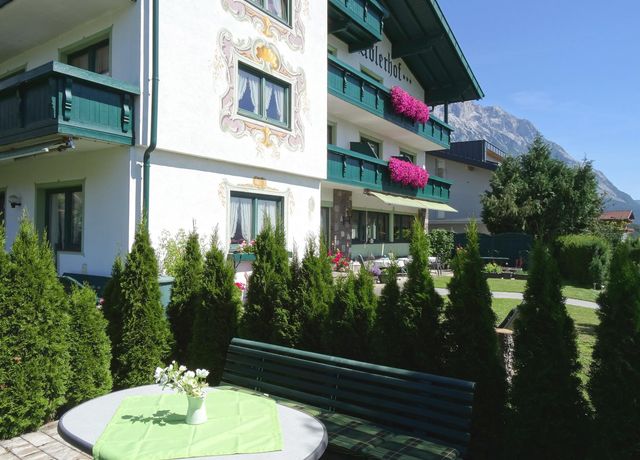 Garten-Sitzecke.jpg