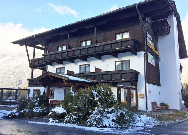 Gasthof-Panorama-Winter.jpg