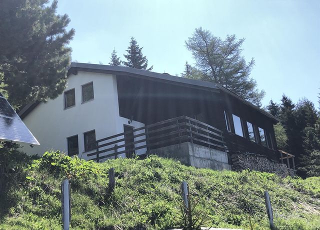 Aussenansicht-Sommer.jpg