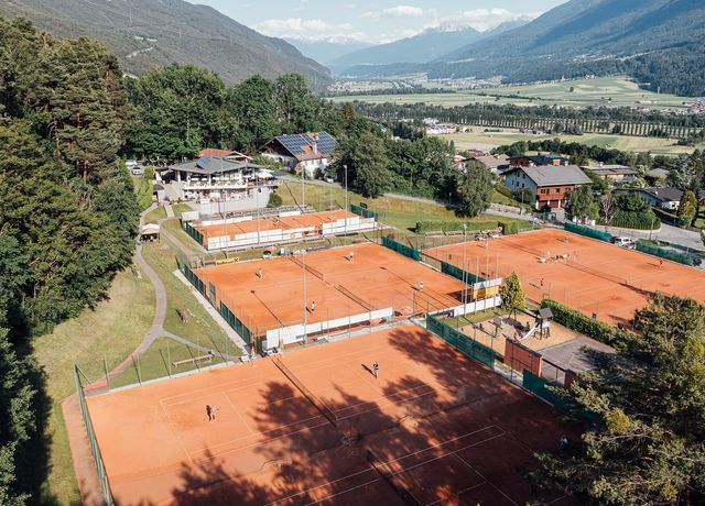 Tennisanlage-am-Birkenberg-Telfs.jpg