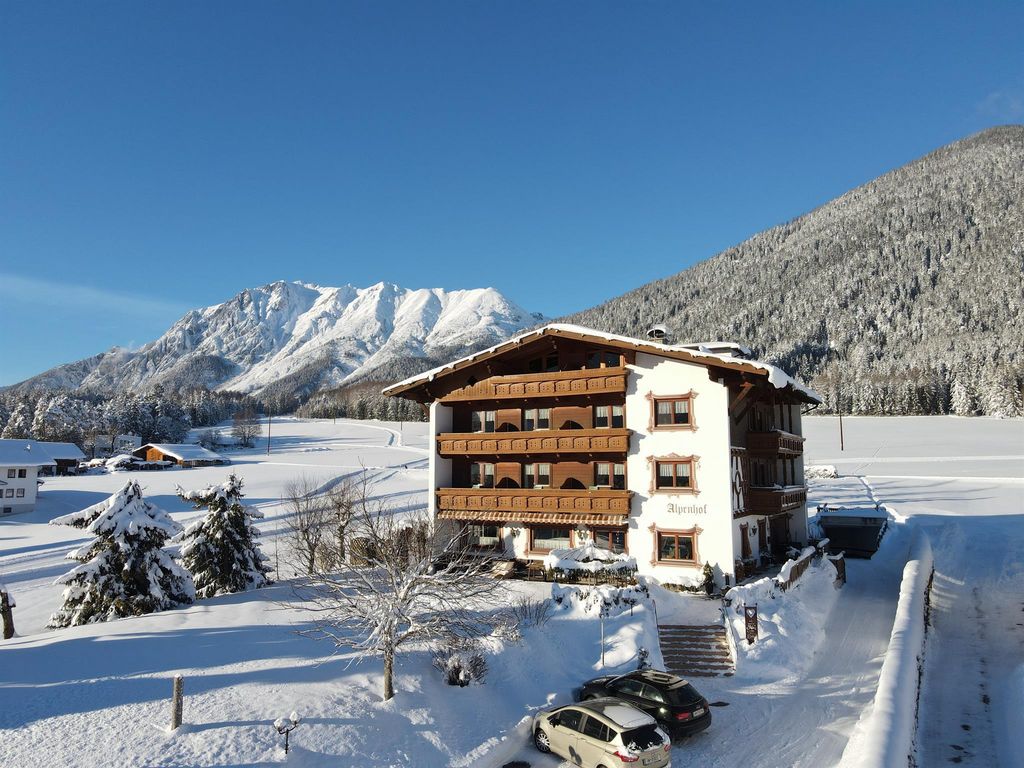 Pension Alpenhof - Wohlfühlpension