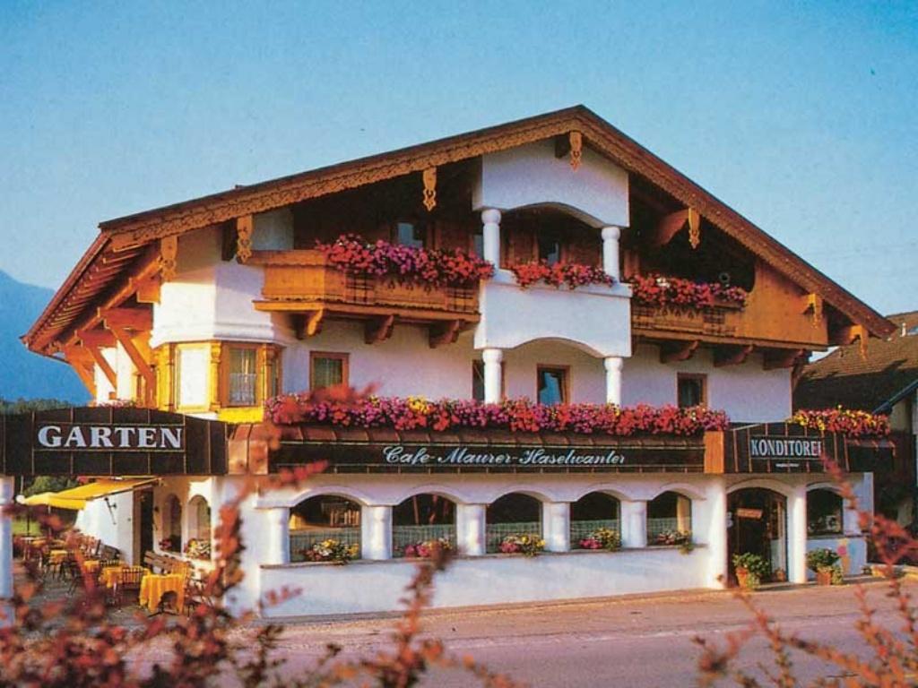 Apart Haselwanter