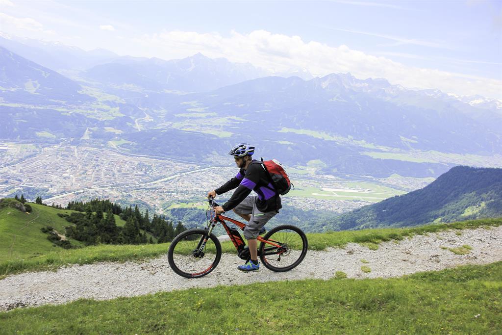 E-Bike Ladestation: Energiebig Energie-und Umwelttechnik GmbH