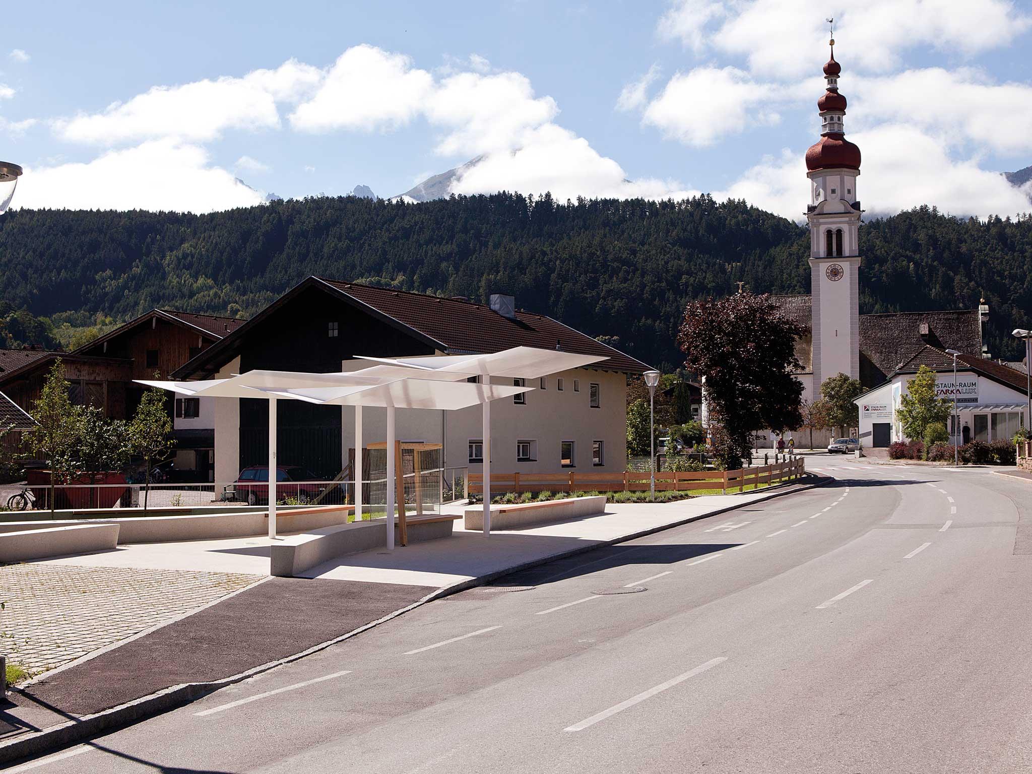 Haltestelle Kematen Kirche