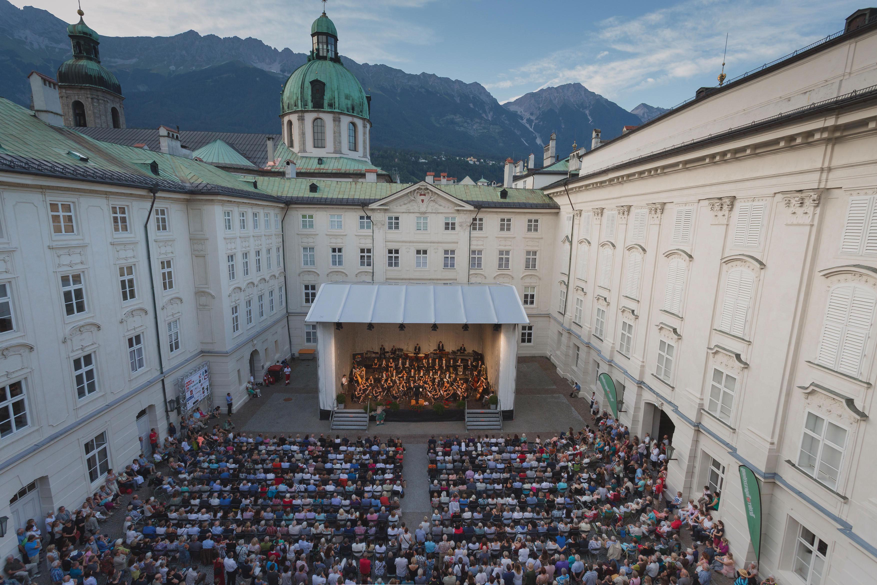 # INNSBRUCK - PROMENADEN KONZERTE