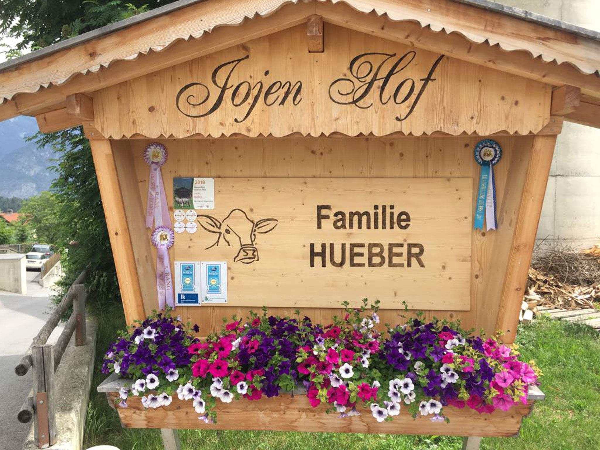 Direktverkauf - Jojen Hof Familie Hueber
