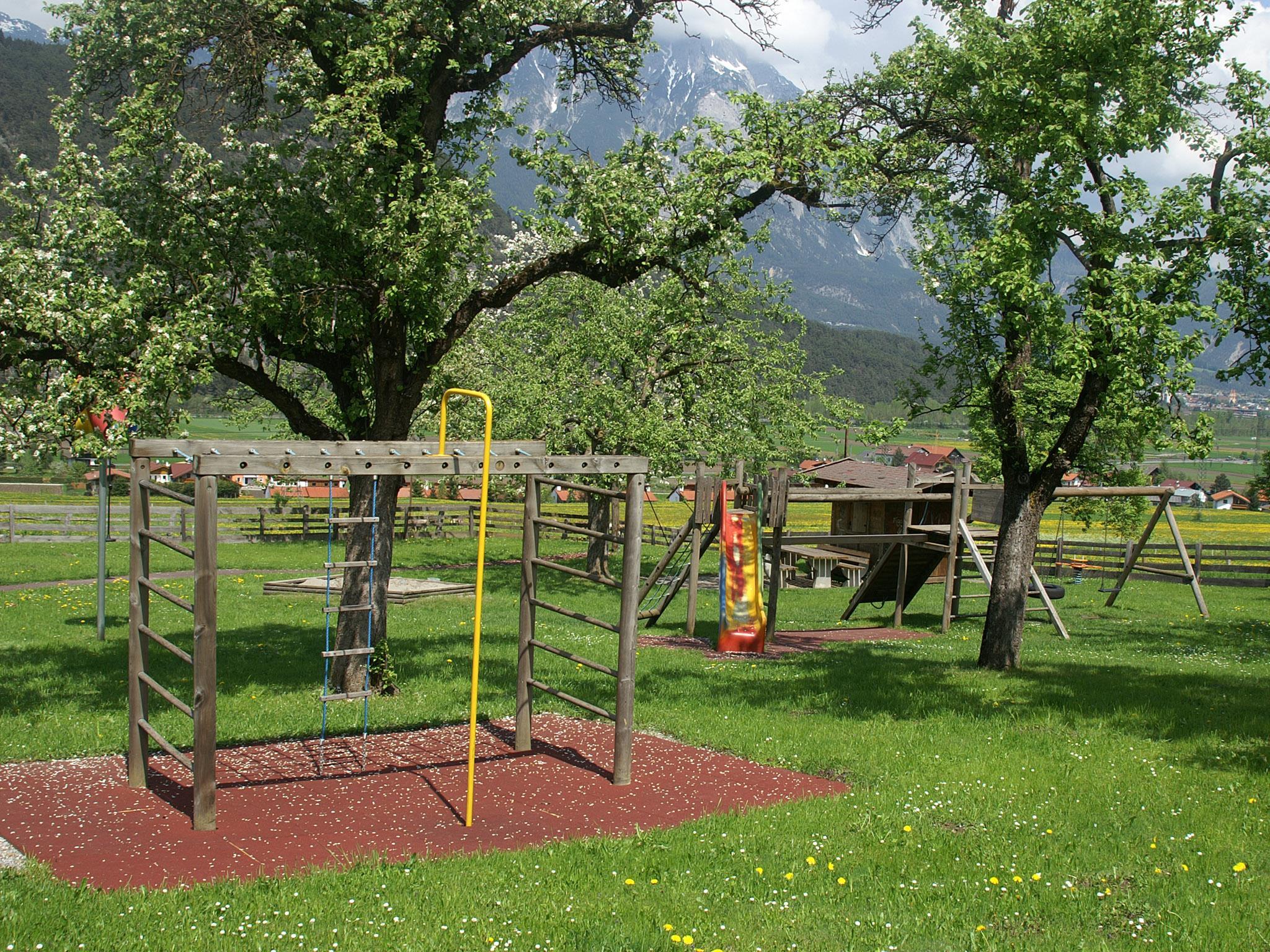 Kinderspielplatz im Zentrum, Rietz