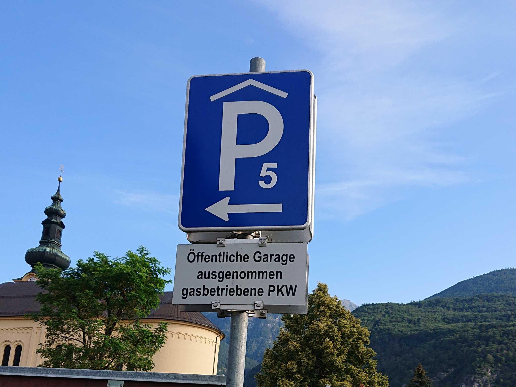 Parkplatz P5 Sozialzentrum S`Zenzi